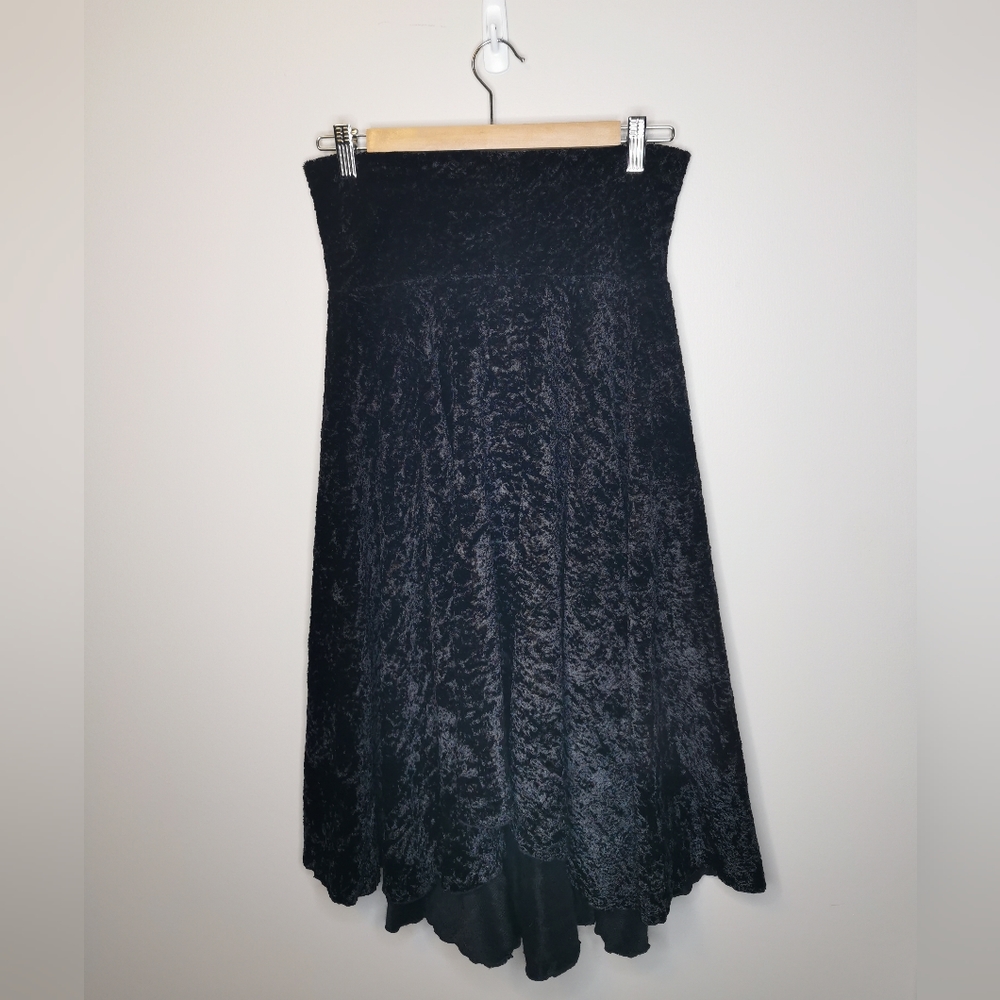 Nikki Babie Plushie Hi-Lo Skirt Size M